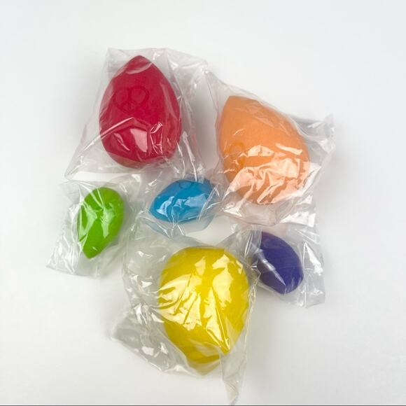 Uvé Beauty Be U Limited Collection Makeup Blenders Pride Edition New in Box - Picture 3 of 8